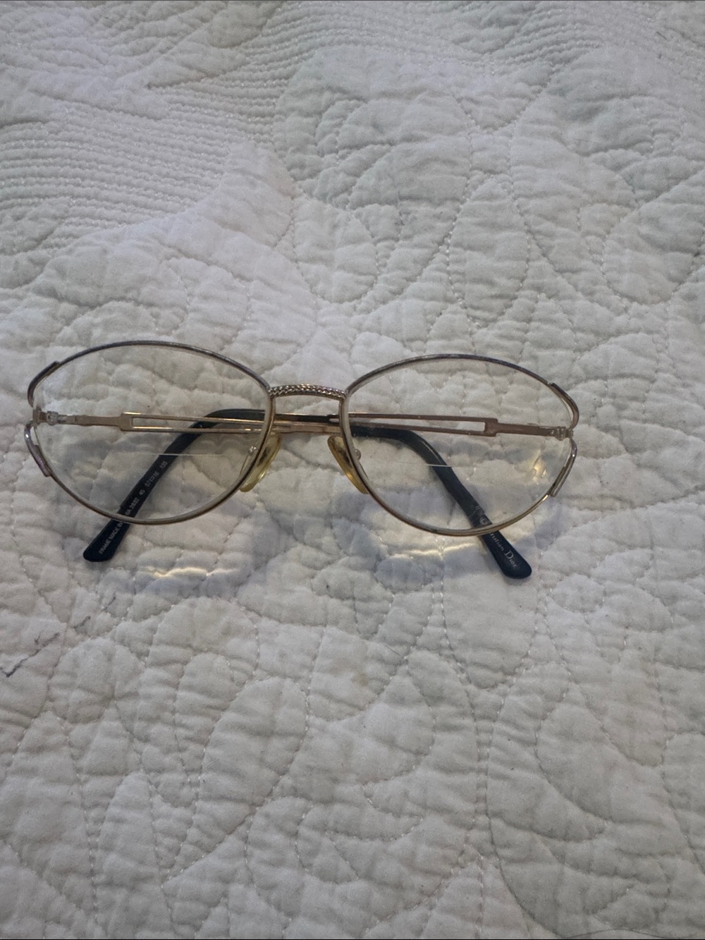 CHRISTIAN DIOR VINTAGE 80’s Gold Oval Metal Frame Women's Eyeglasses
